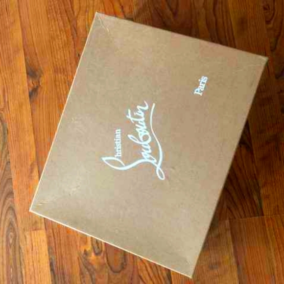 Christian Louboutin -Signature spike special edition men's shoes size 42.54/ 9US - Picture 7 of 7